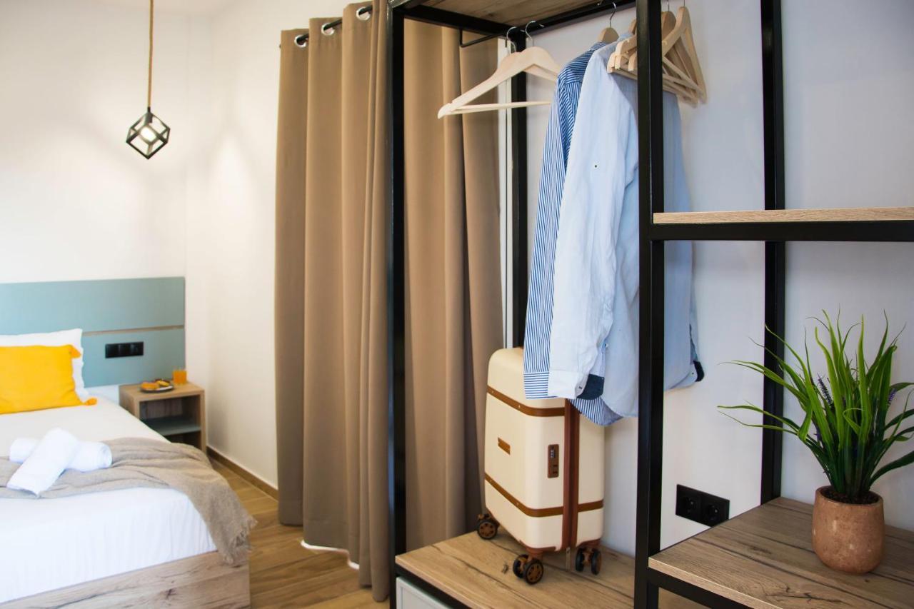Big Max Guesthouse Kavos Ngoại thất bức ảnh